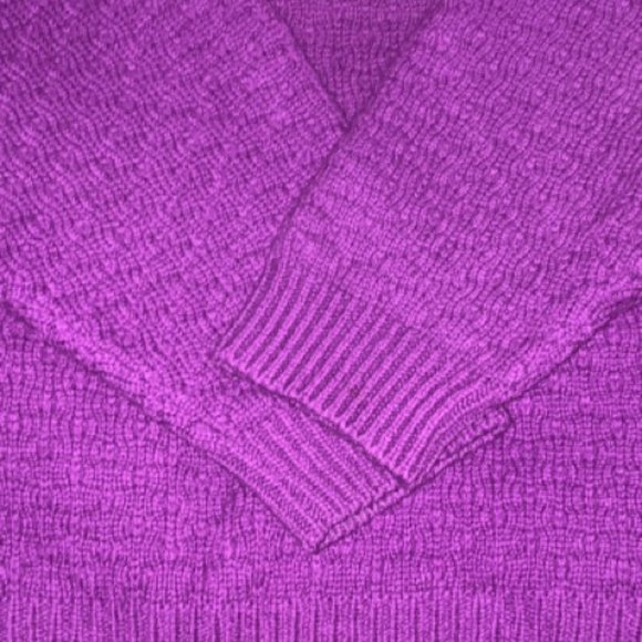 Beautiful Perry Ellis Purple Sweater - Picture 2 of 6